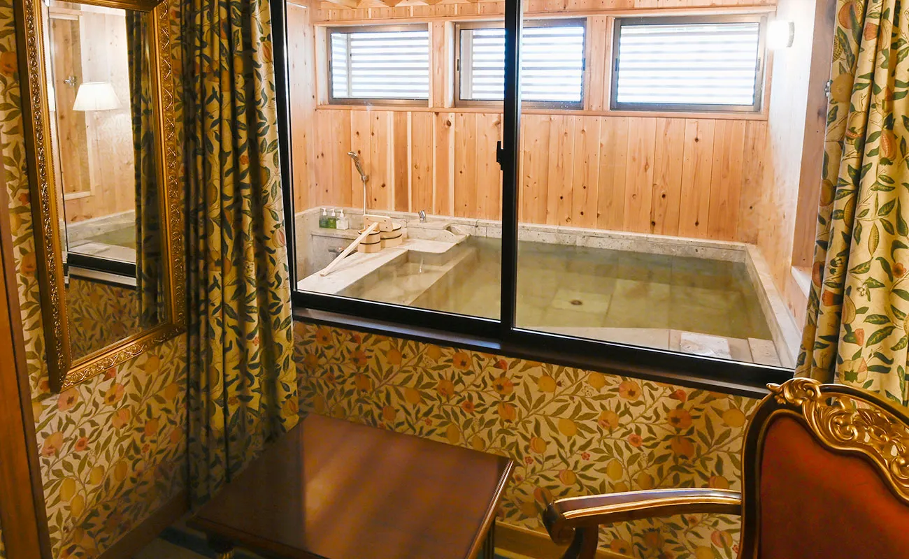 Photo:Bathrooms in guest rooms